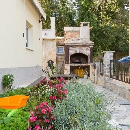 Nala Apartment